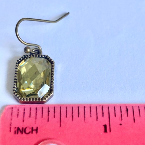 Emerald Radiant Cut Champagne Topaz Crystal Earrings Brass Gold Tone Dangle - Picture 11 of 12